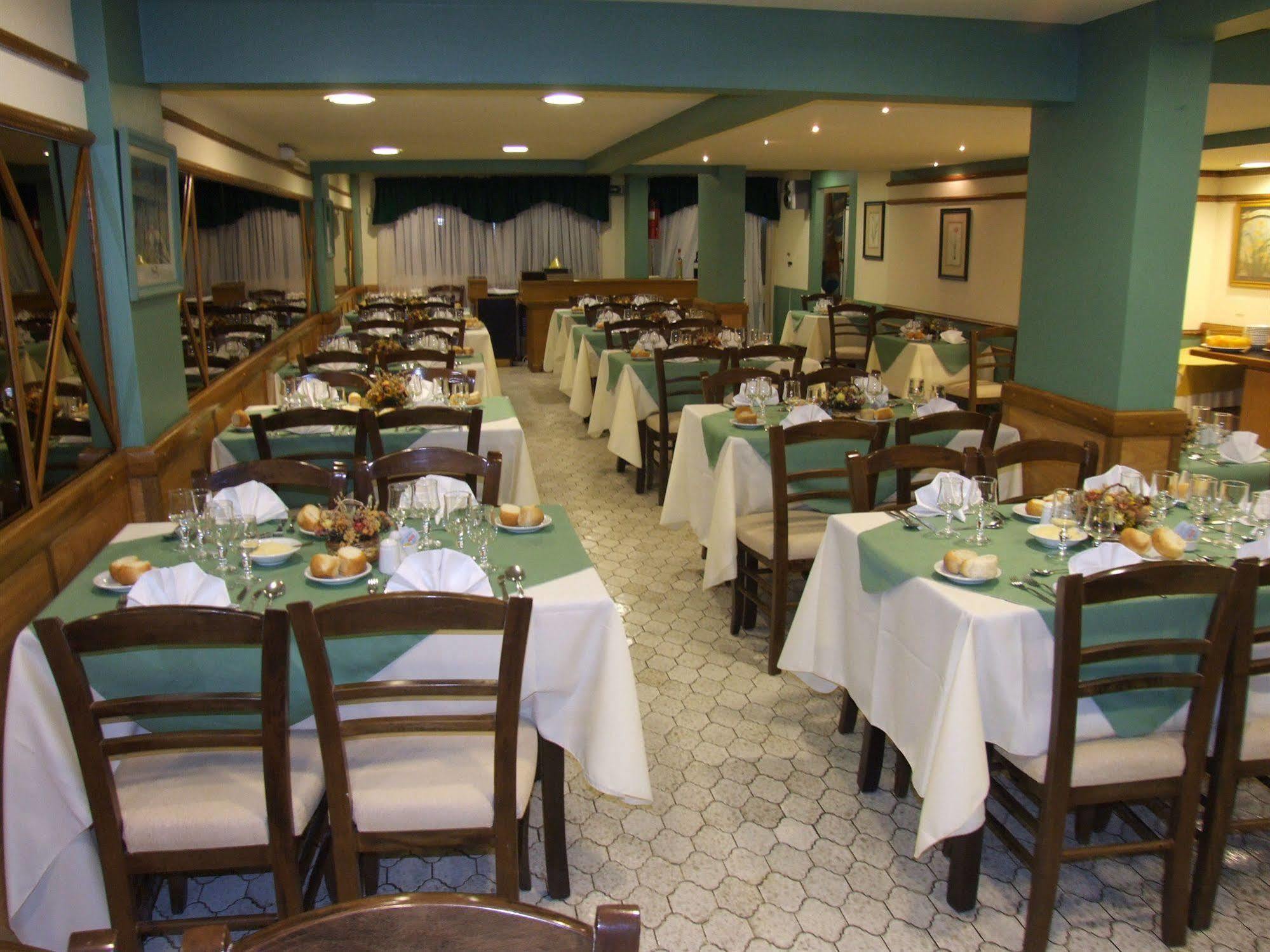 סן קרלוס דה ברילוצ'ה Hotel Internacional מראה חיצוני תמונה